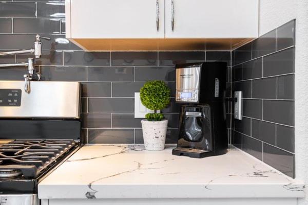 Cute Cozy House Close To Major Sporting Events And Restaurants Хюстън Екстериор снимка