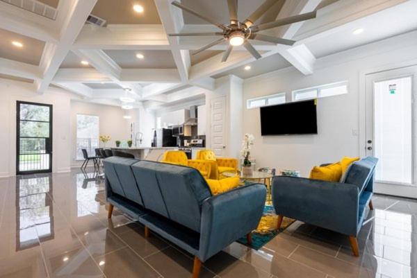 Cute Cozy House Close To Major Sporting Events And Restaurants Хюстън Екстериор снимка